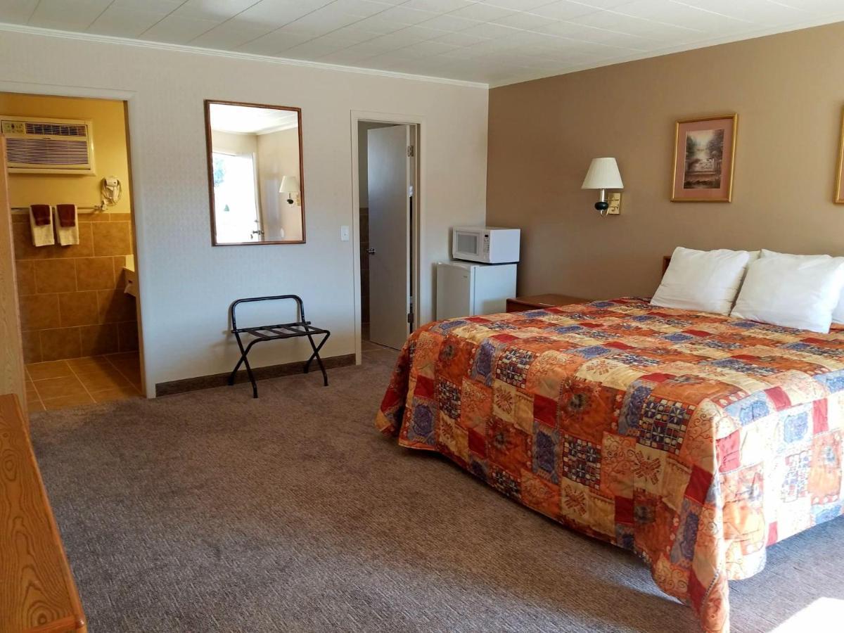 Aquarius Inn Bicknell Kültér fotó