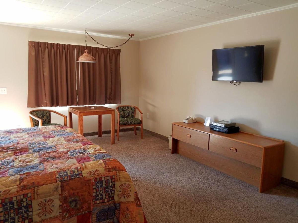 Aquarius Inn Bicknell Kültér fotó