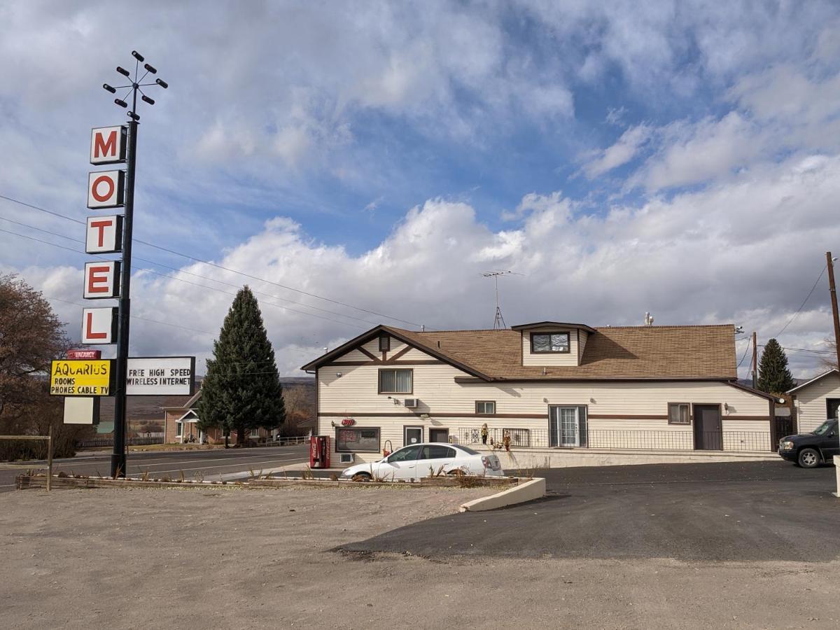 Aquarius Inn Bicknell Kültér fotó