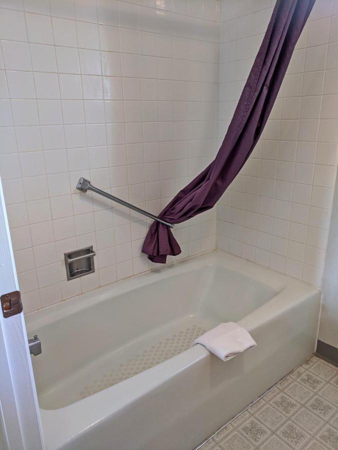 Aquarius Inn Bicknell Kültér fotó