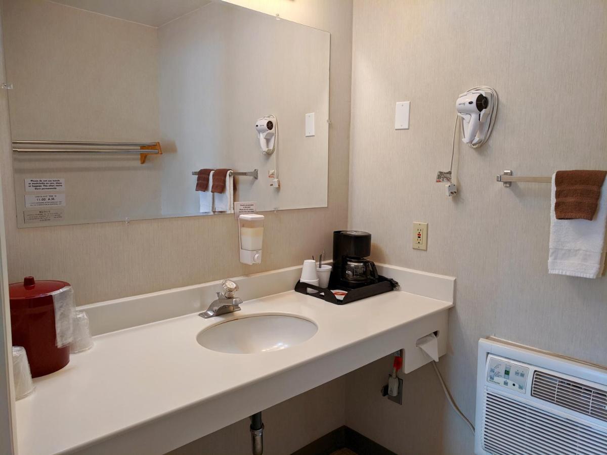 Aquarius Inn Bicknell Kültér fotó