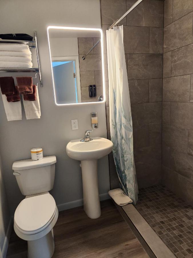 Aquarius Inn Bicknell Kültér fotó