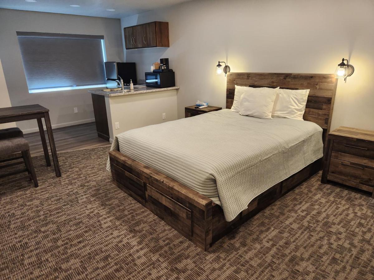Aquarius Inn Bicknell Kültér fotó