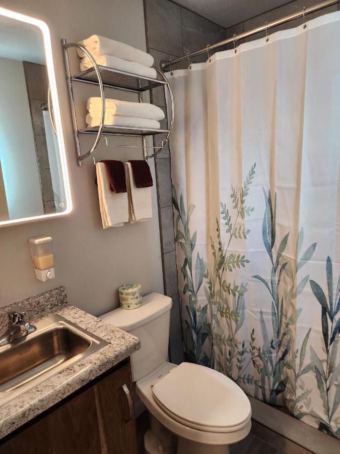 Aquarius Inn Bicknell Kültér fotó