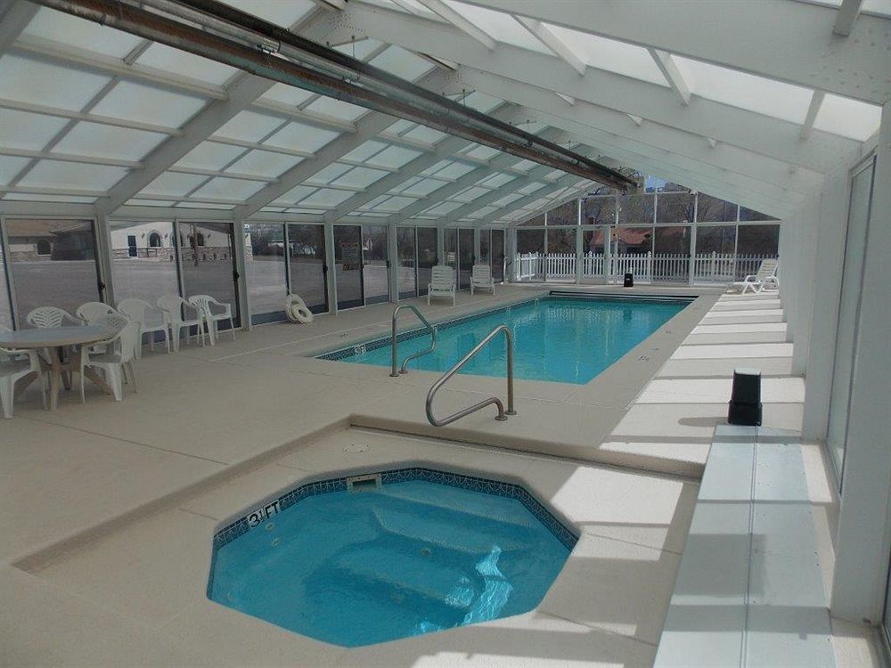 Aquarius Inn Bicknell Kültér fotó